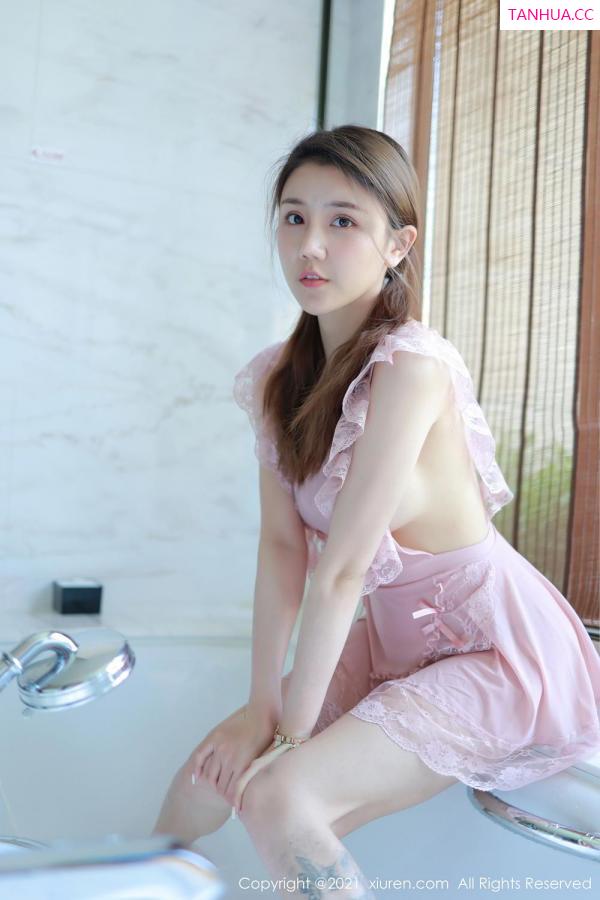 夏西CiCi  双马尾女孩夏西CiCi 粉色女仆浴室湿身第2张图片